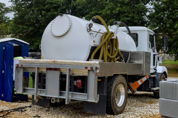 Best Porta potty cleaning services  in Elgin, IL
